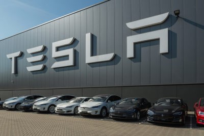 Tesla Manufacturers Work to Overcome Production Issues