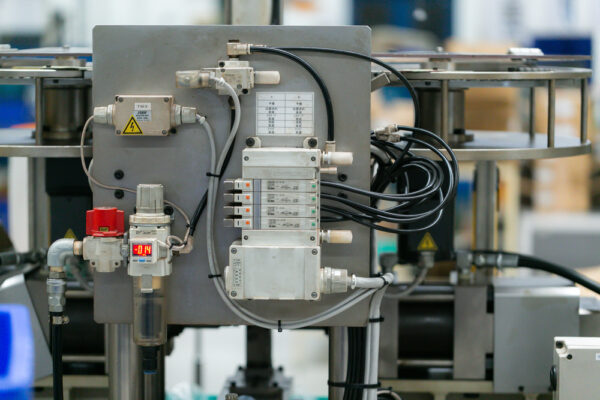 Machine Part With Pneumatic Equipment And Hydraulic System