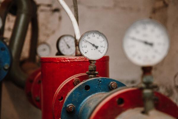 Manometers On Pipes